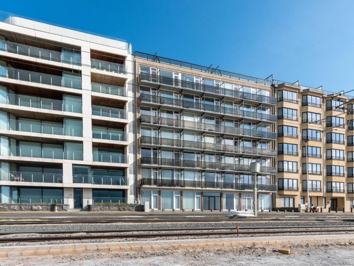 Contemporary Apartment In Oostende With Balcony Eksteriør bilde